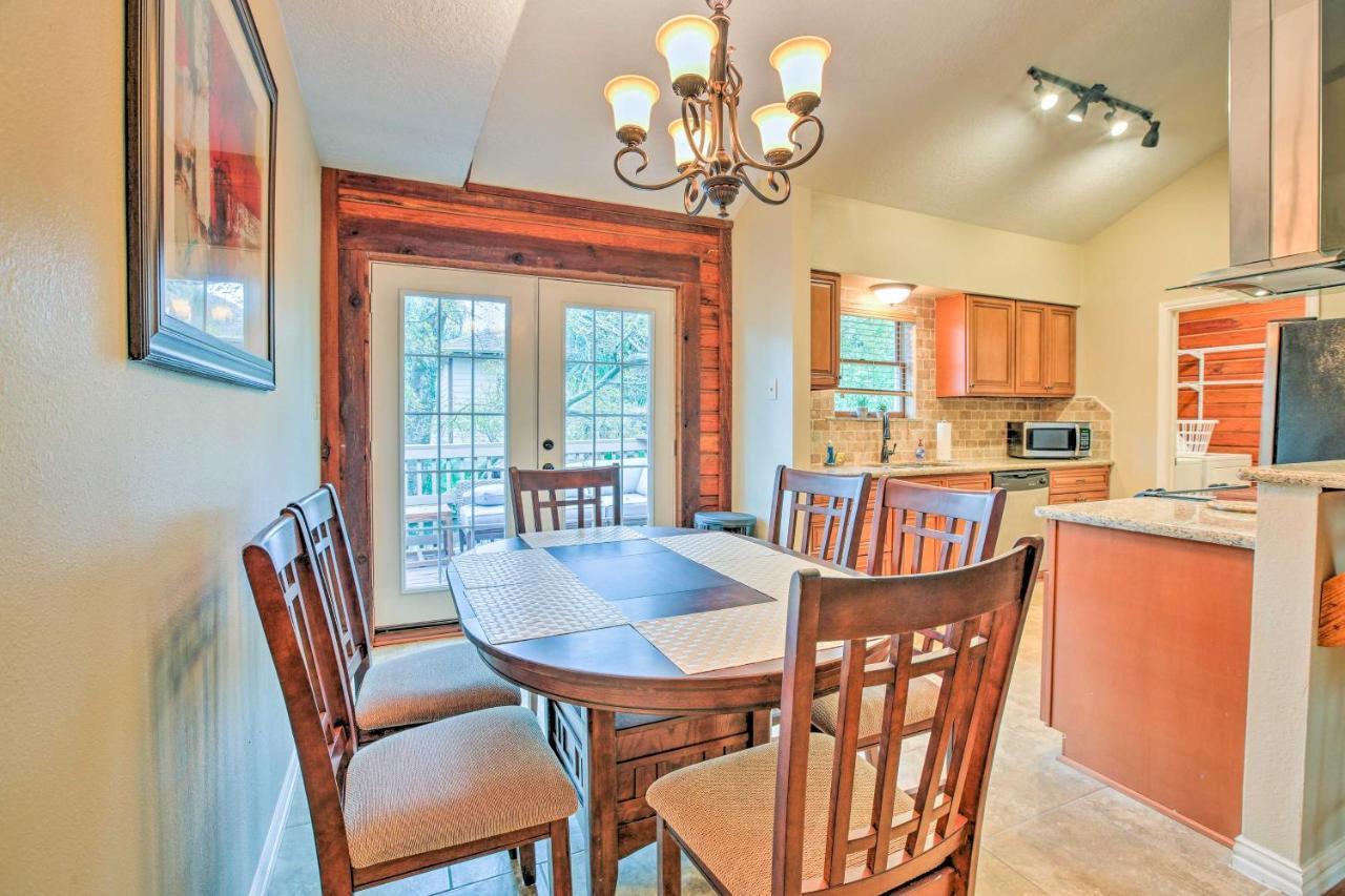 Spacious Kemah Clear Lake Home With Porch And Fire Pit Extérieur photo